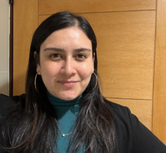 Alumni de Derecho UAH se integra a la Academia Judicial como profesional del Programa de Desarrollo