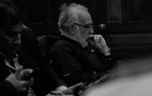 Profesor Leonardo Moreno ha recibido importantes reconocimientos internacionales por su destacada labor académica.