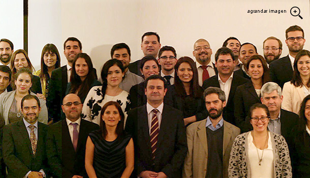 encuentro-noticia-lupa